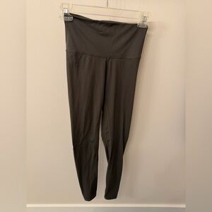 Colorful Koala Olive Green Leggings Women’s Small
